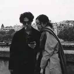 黑白情侣头像高冷一对一男一女韩国情侣头像