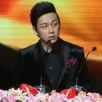 潘粤明头像高清图片大全名人潘粤明真人头像大图下载