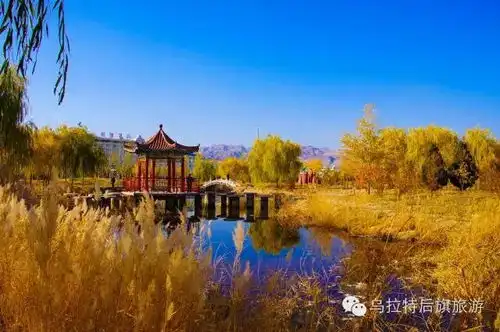 边疆小城靓丽的风景线呼格吉乐广场公园