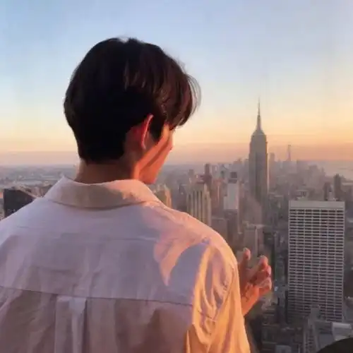 宝藏女孩的文案推荐