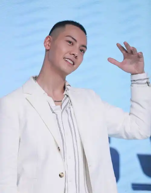寸头美男合集,你最钟意谁