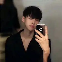 男生2018帅气搞怪手机控头像大全单眼皮的瞳孔印出你的冷淡