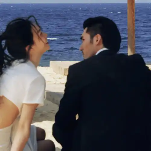 小众情头男生的第一次恋爱和第100次恋爱