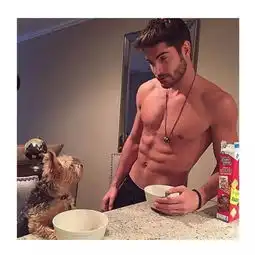 健身男与小爱宠,不一样的反差萌