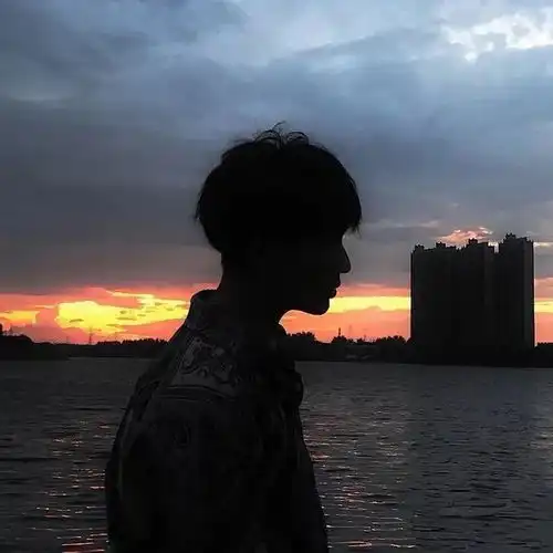 男生头像这里风遇山止,船到岸停