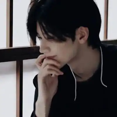 2023温柔帅气男生微信头像