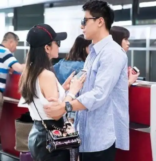 李冰冰结束姐弟恋,和小16岁男友从情人变亲人,只因太爱对方