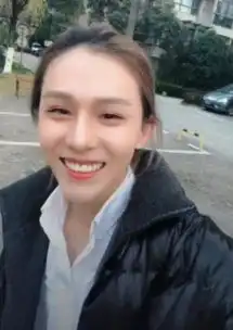 抖音男神那么多,摩登兄弟刘宇宁费启鸣俊哲迪迪,都不如他迷人