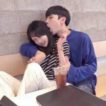 2020最新情侣头像两个人,我要做一个一遇见一相爱的人