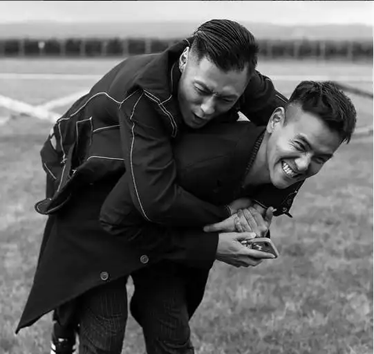 余文乐迎娶170白富美,靠的就是这身霸气侧漏的肌肉