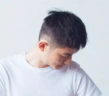 男生短发型