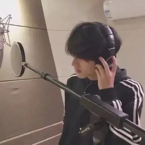 男生头像女人只会影响我出剑的速度