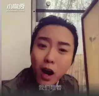 他23岁练舞,28岁男扮女装成名,曾乞讨自杀被砸头,如今把演唱会开遍全球