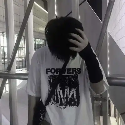吸引女人的微信头像男