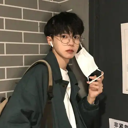 男生头像即使是在平淡的日子里