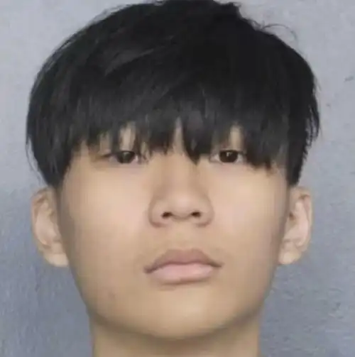 偷2.3亿比特币亚裔男子洛杉矶落网奢华生活曝光