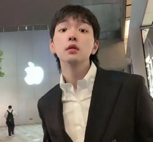 怦然心动20岁嘉宾近照男1撞脸张艺兴,女3美成芭比娃娃