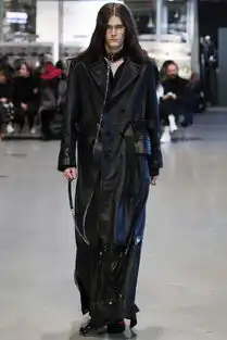 vetements2017秋冬男装发布秀vetementst台展示