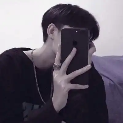 手机挡脸帅哥图片头像男生手机控挡脸帅气