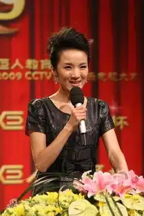 央视当红花旦管彤的老公为何至今还是个迷