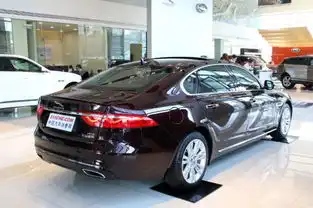 30岁男人开什么车才算成功人士成熟并稳重