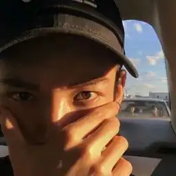 男生的qq小号,90都是干这3件事,说中不准翻脸呦