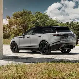 一年前刷爆汽车圈的颜值担当路虎揽胜星脉,现在过得还好吗