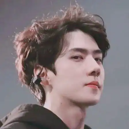 有哪些南韩爱豆的好看高级头像