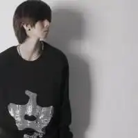 帮我设置一个qq网名伤感的还有个性签名伤感的还有伤感头像