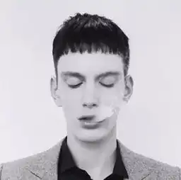 心形中分发型男适合什么脸型