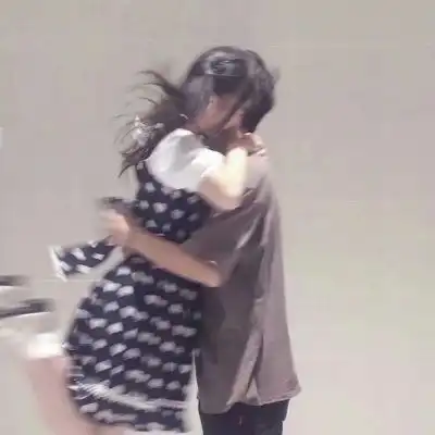 男生宠溺一个女孩的表现