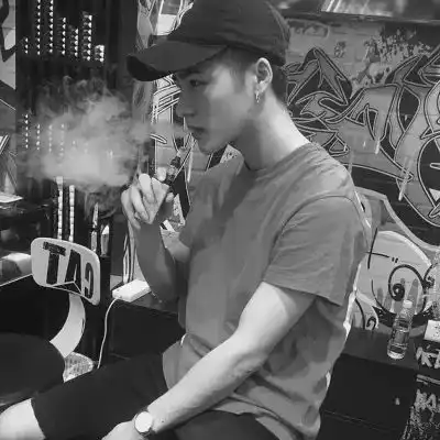 头像失望和绝望之间的痛苦,它叫空欢喜