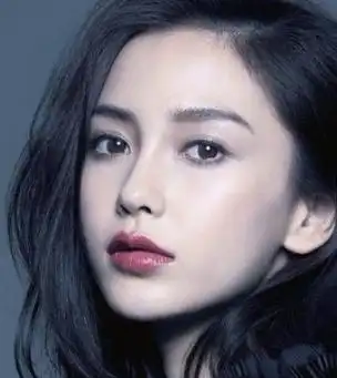 这三大星座女有魄力,头脑聪明,是星座中的大姐大,让人很佩服