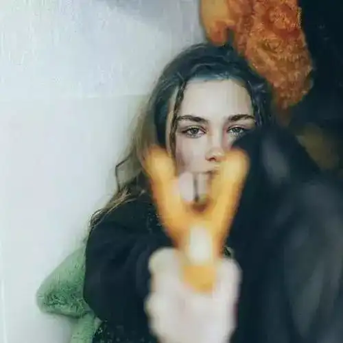 头像这个世界很暗然后我也没有光