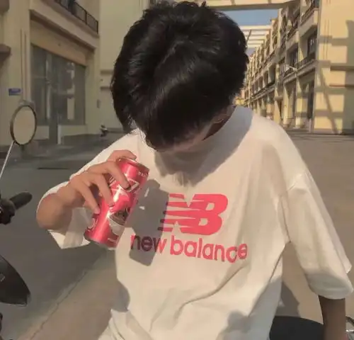 有哪些阳光的男生头像,男生