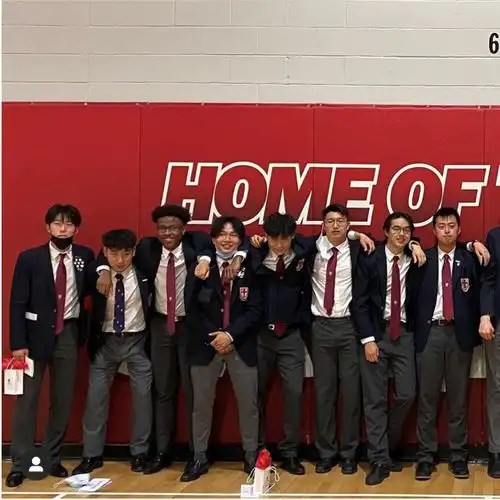 陈坤19岁独子晒照庆祝毕业,外形大变成型男,梳中分发型不像00后