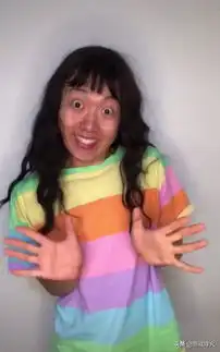 抖音最可爱女孩不是艾比,而是这位平日里看着粗旷的男人