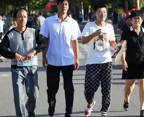 浙大男毕业生公开择偶标准,数条要求看懵网友,婚后还需全职带娃