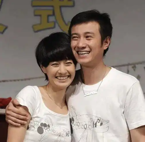 李冰冰与小16岁男友分手,富婆女星别谈姐弟恋,真的难有好下场