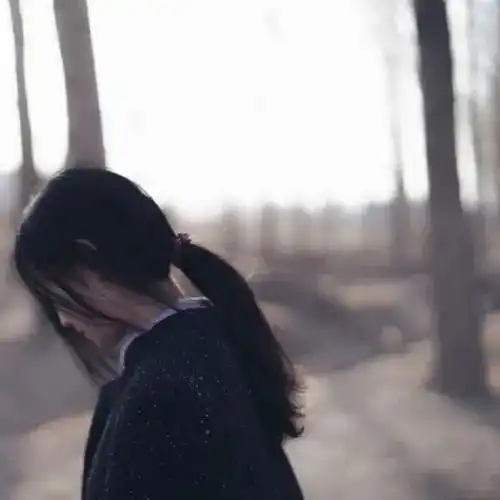 和男人聊天时,一个高情商的女人,都会聊这3个话题