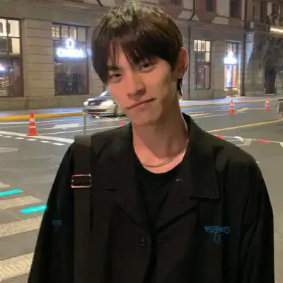 2023俊朗帅气男生头像