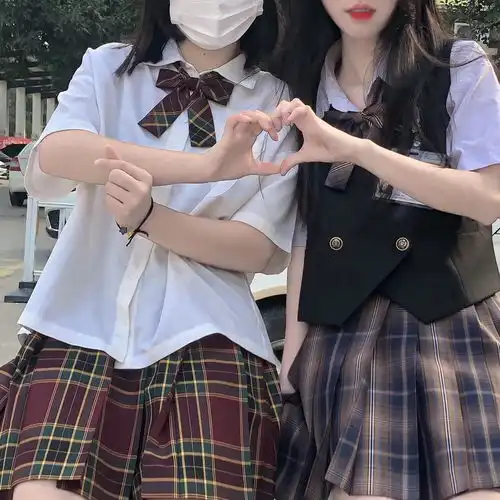 氛围感满满的闺蜜头像