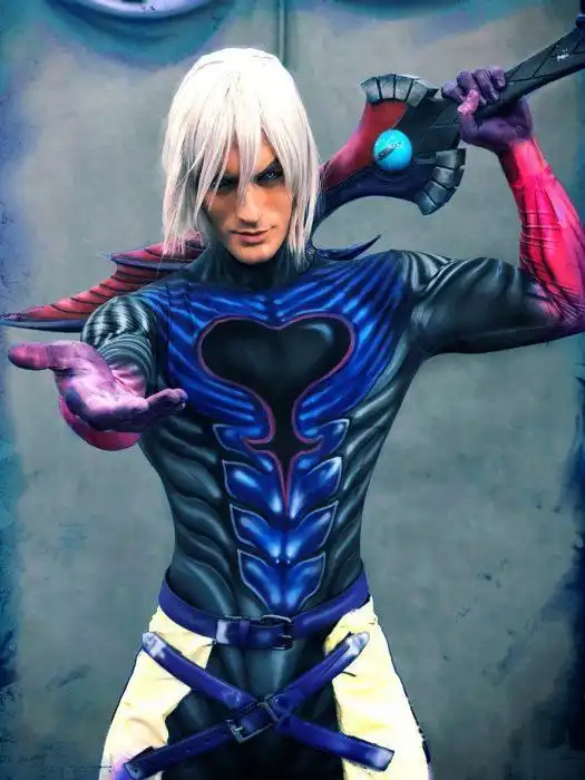 意大利男模cos动漫游戏角色神模拟艾斯火焰霸气