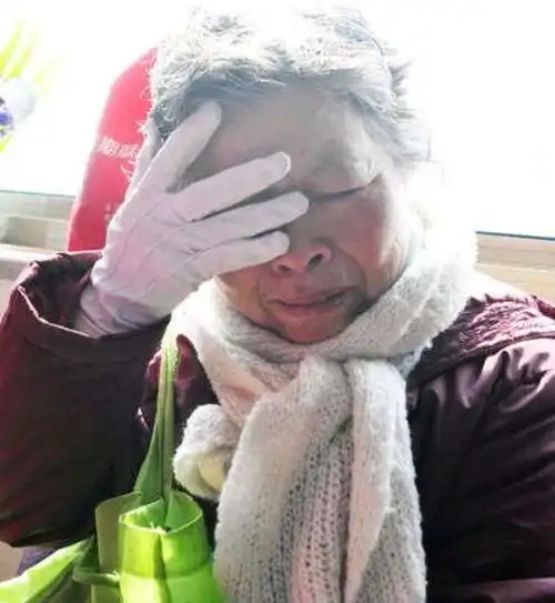 48岁女子遇上35岁男子一场暧昧恋情,差点毁掉我的婚姻