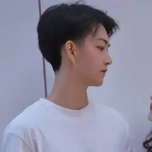 真人情侣头像爱情是双向奔赴的