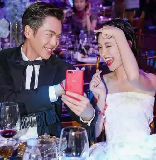 唐艺昕跟张若昀感情怎么样两人恋情什么时候开始的