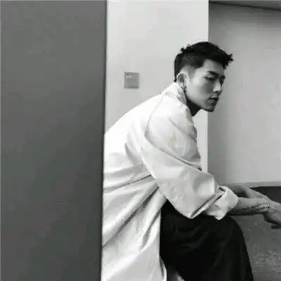 男生头像冷酷帅气真人,酷酷的内心是温暖的