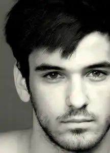 请各位帮忙看看这图片是谁啊