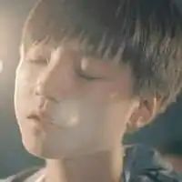 王俊凯的qq号头像