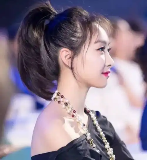 宋茜的演绎人生演技不行身材来凑,当真没有男粉丝